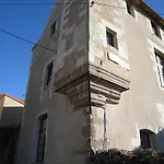 Le Logis Des Tourelles