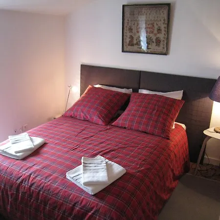 Le Logis Des Tourelles