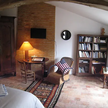 Couette-café Le Logis Des Tourelles